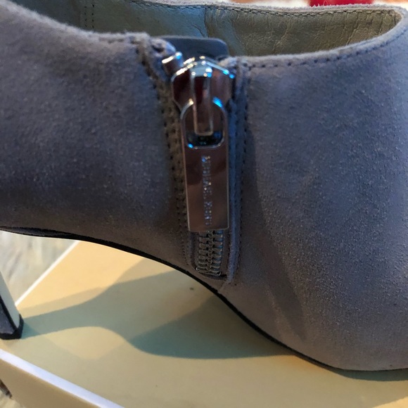 Booties - Picture 4 of 5